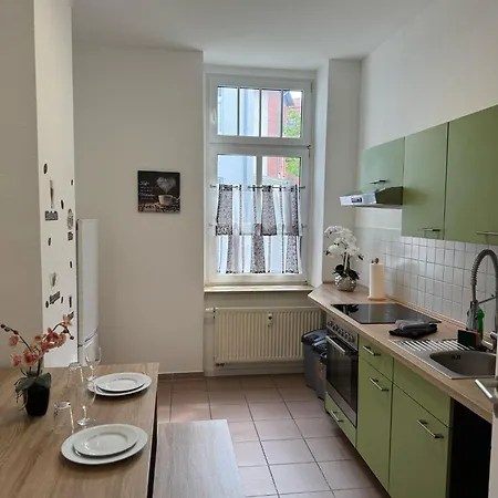 Apartment's Am Luisenpark - Stadtnah - Wlan - Smart Tv - Stellplatz Lägenhet