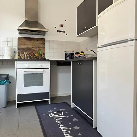 Apartment's Am Luisenpark - Stadtnah - Wlan - Smart Tv - Stellplatz Lägenhet